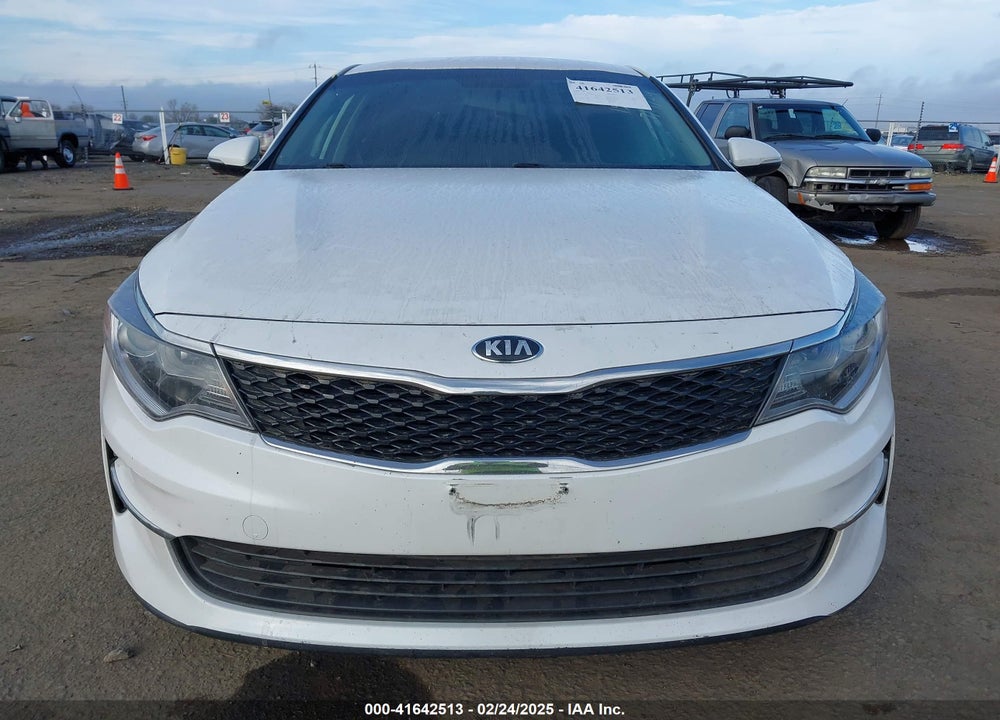 2018 KIA OPTIMA VIN: KNAGT4L33J5198951