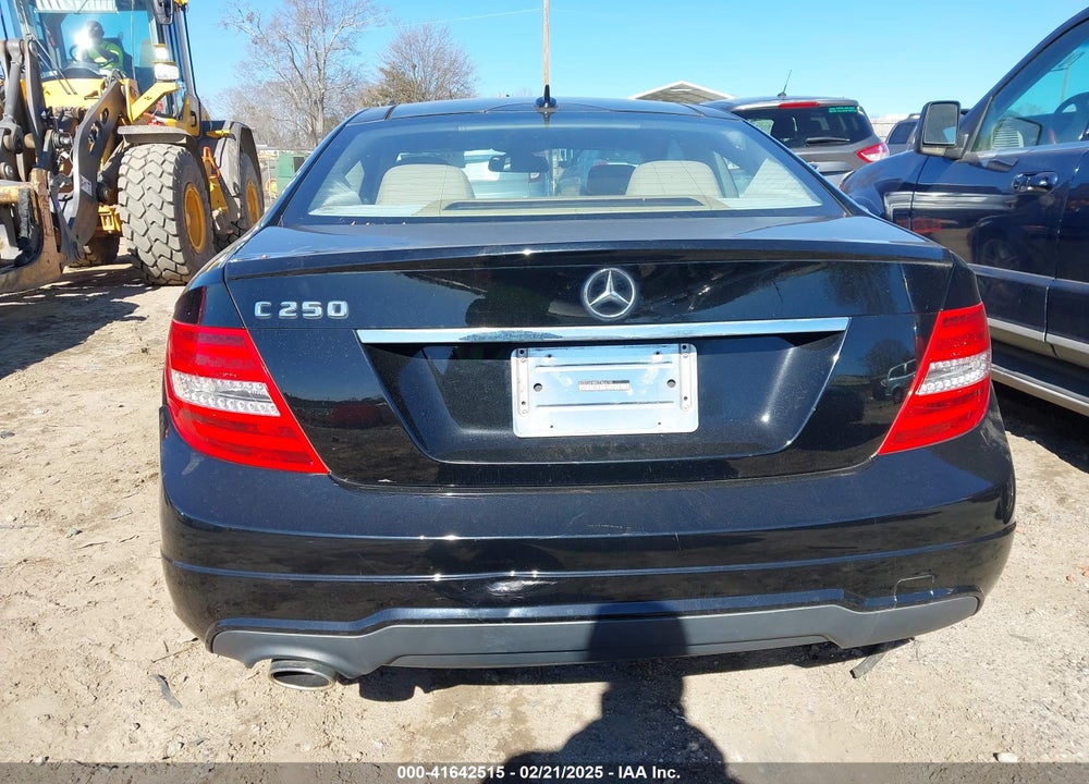 2012 MERCEDES-BENZ C 250 VIN: WDDGJ4HB0CF856740