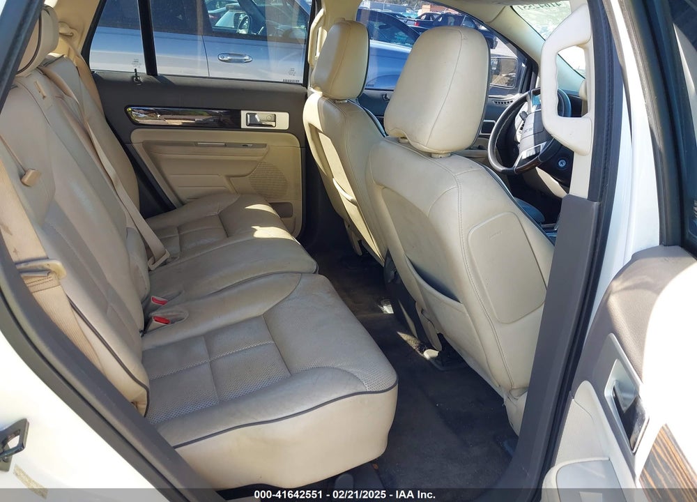 2010 LINCOLN MKX VIN: 2LMDJ6JC5ABJ23335