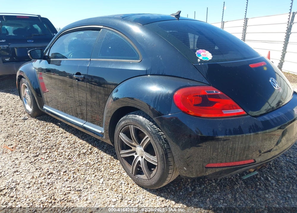 2012 VOLKSWAGEN BEETLE VIN: 3VWJX7AT9CM627862