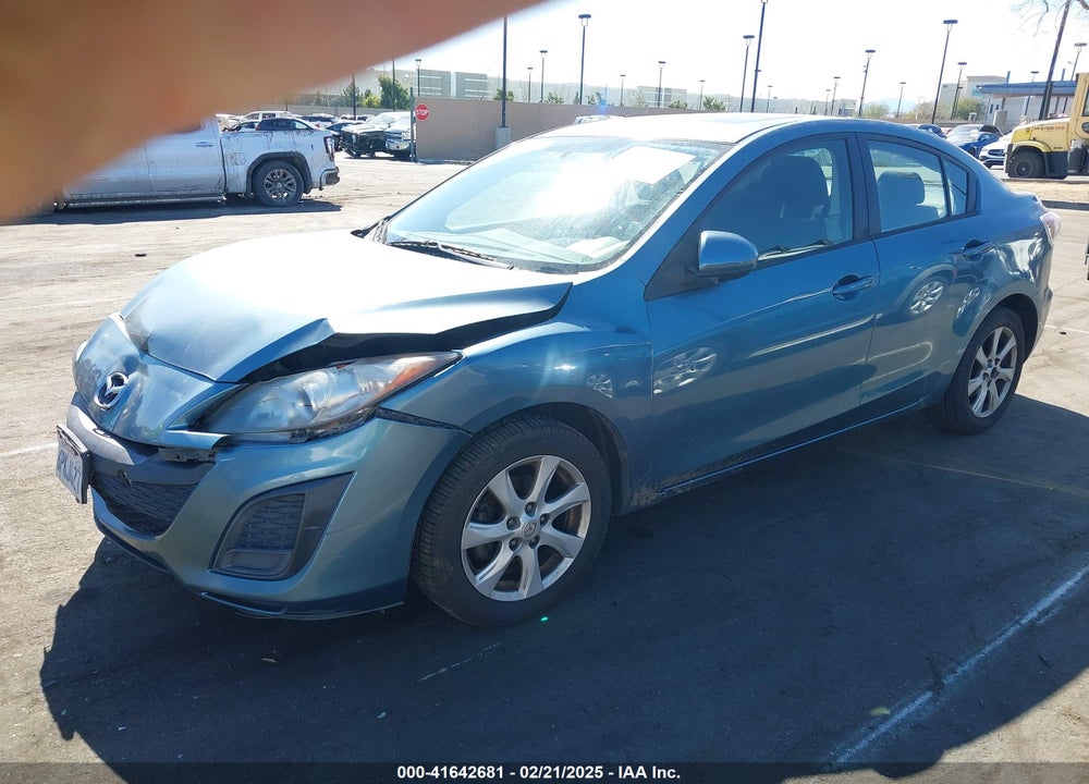 2011 MAZDA 3 I TOURING VIN: JM1BL1VG8B1470396