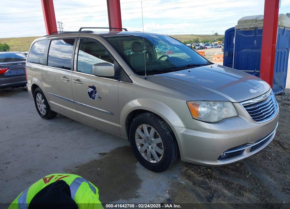 2014 CHRYSLER TOWN & COUNTRY TOURING VIN: 2C4RC1BG8ER258875