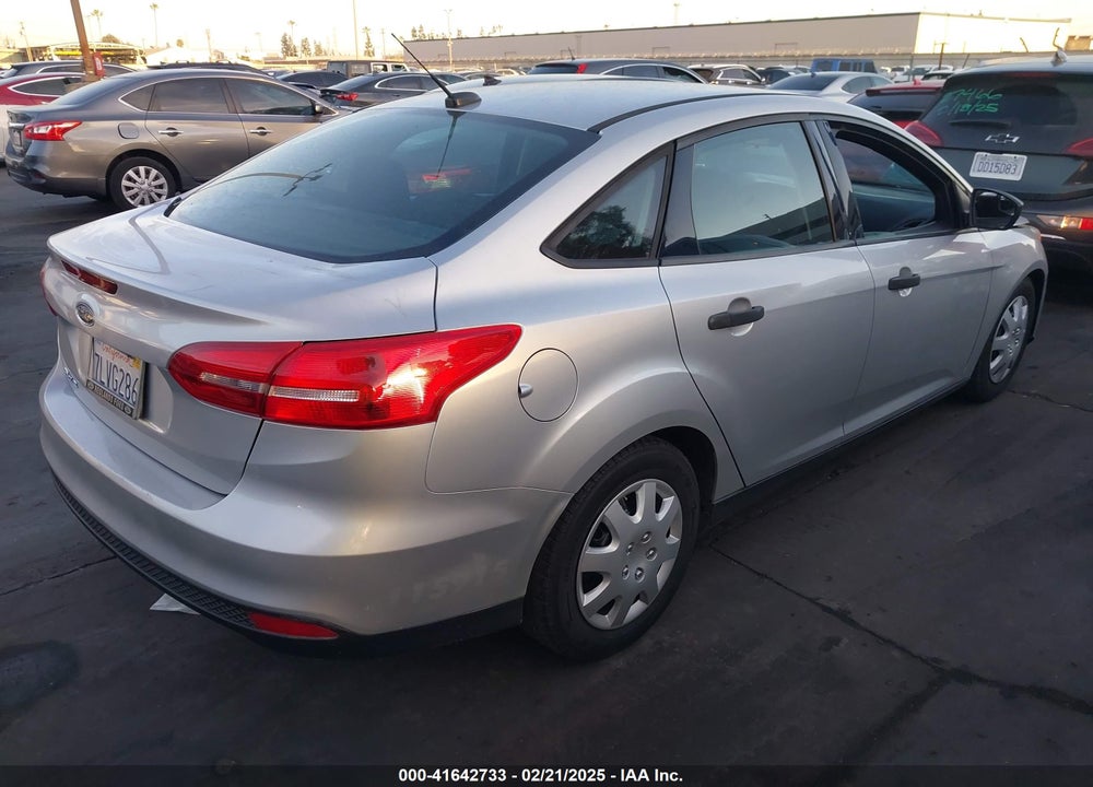 2015 FORD FOCUS S VIN: 1FADP3E29FL326093