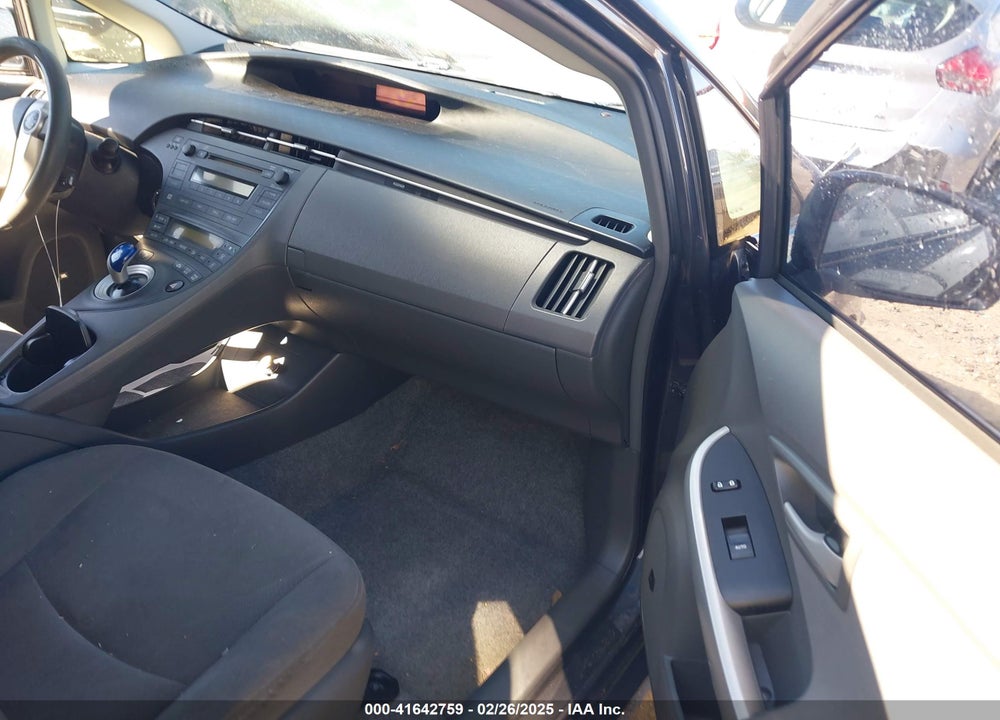 2011 TOYOTA PRIUS VIN: JTDKN3DU3B1333735
