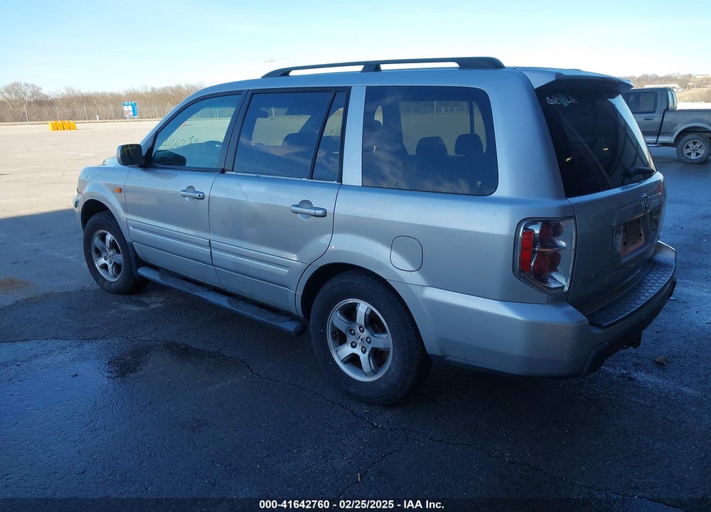 2006 HONDA PILOT EX VIN: 5FNYF18486B005102