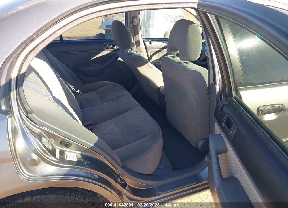 2005 HONDA CIVIC VP VIN: 2HGES16325H513813