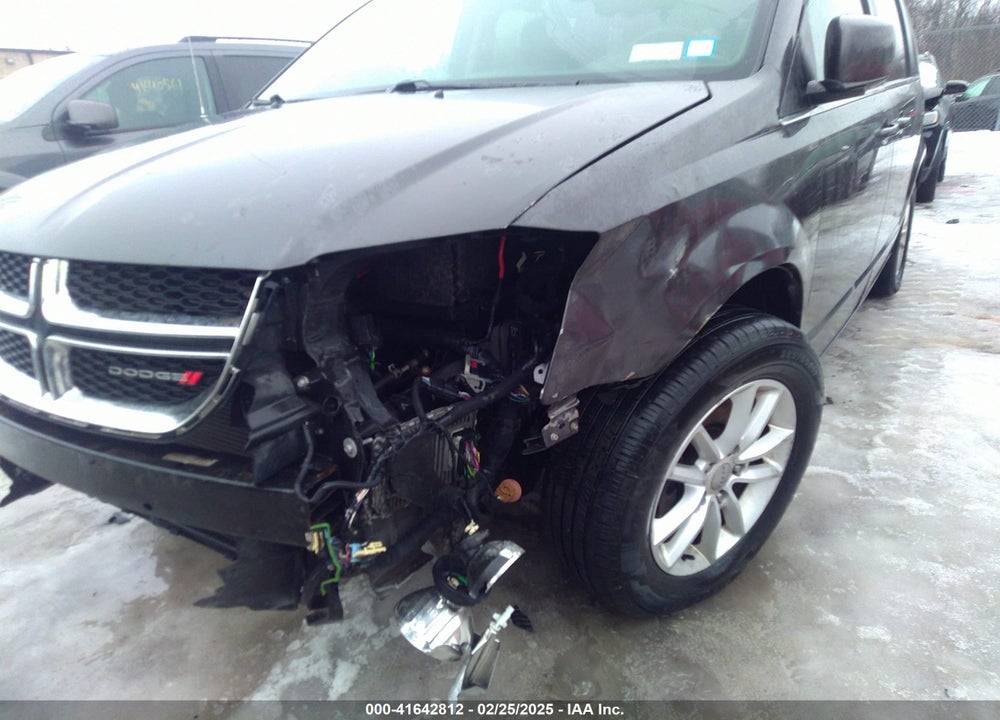 2018 DODGE GRAND CARAVAN SXT VIN: 2C4RDGCG2JR301955