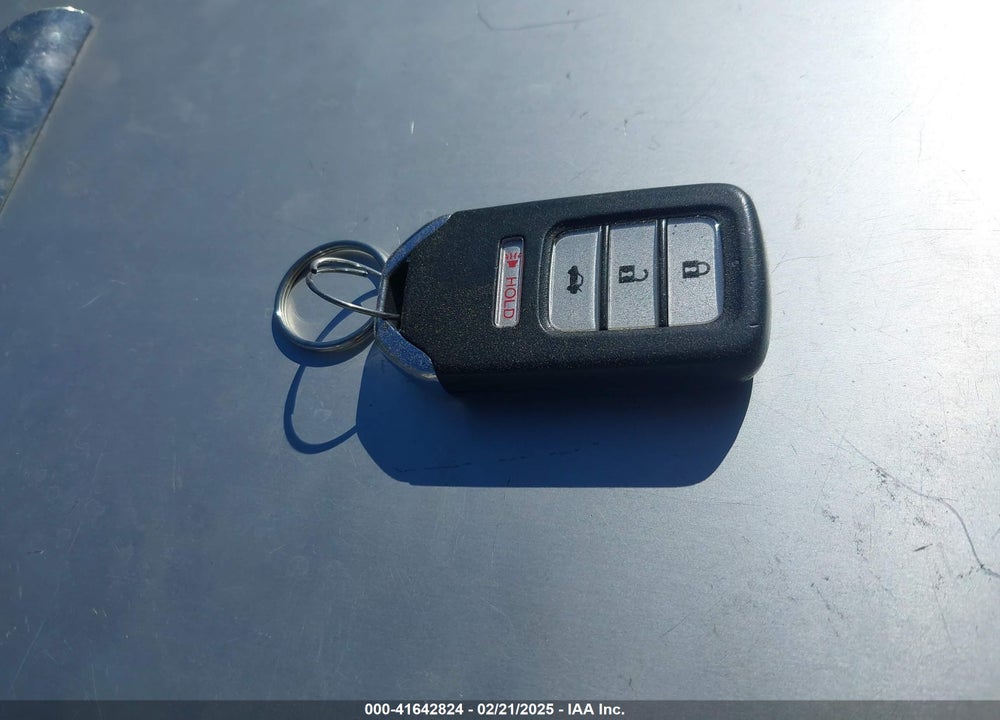 2013 HONDA ACCORD VIN: 1HGCR3F87DA042152