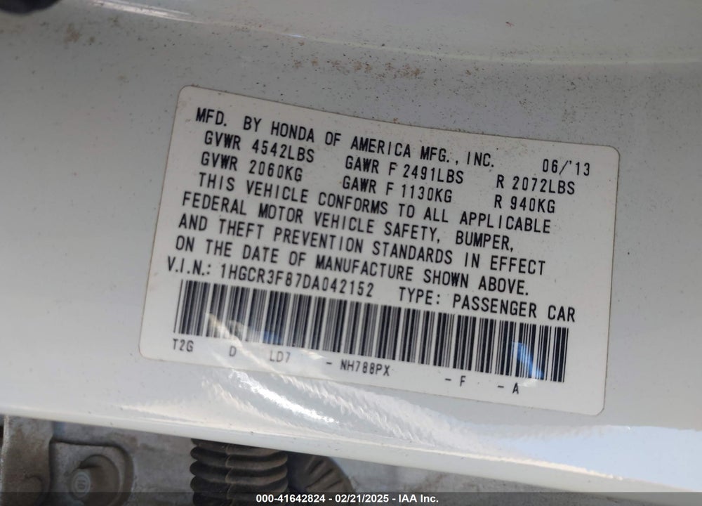 2013 HONDA ACCORD VIN: 1HGCR3F87DA042152