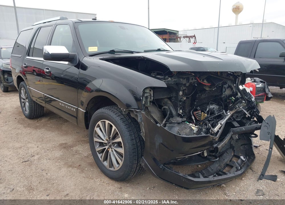 2016 LINCOLN NAVIGATOR SELECT VIN: 5LMJJ2HT3GEL05459