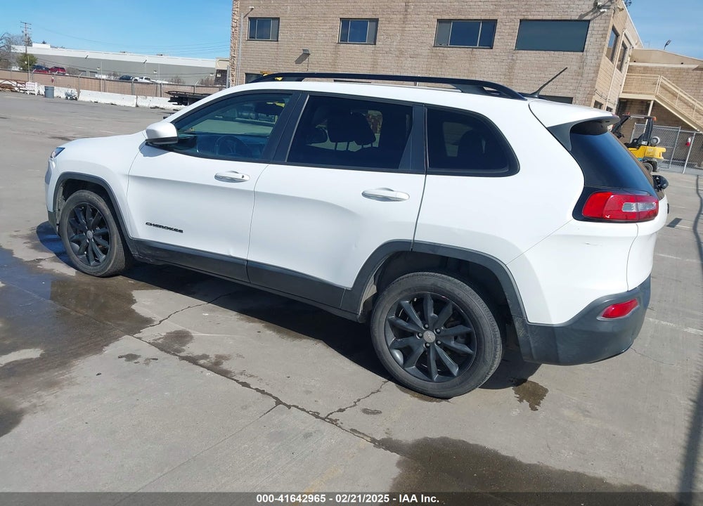 2014 JEEP CHEROKEE VIN: 1C4PJLCB3EW302204