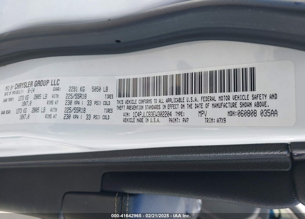 2014 JEEP CHEROKEE VIN: 1C4PJLCB3EW302204