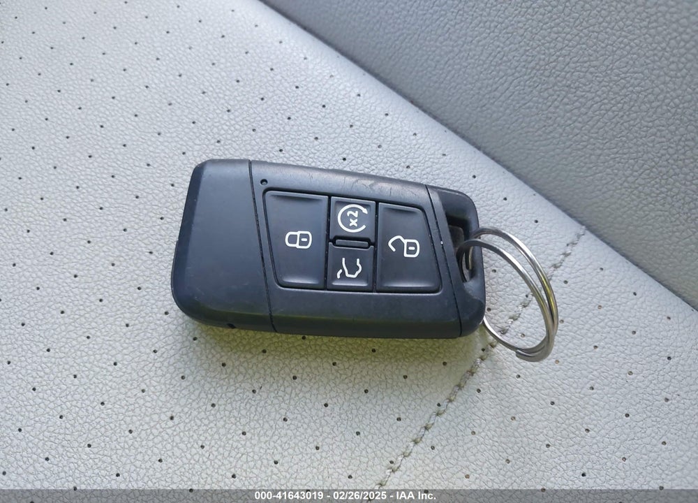 2020 VOLKSWAGEN TIGUAN VIN: 3VV3B7AX1LM139973