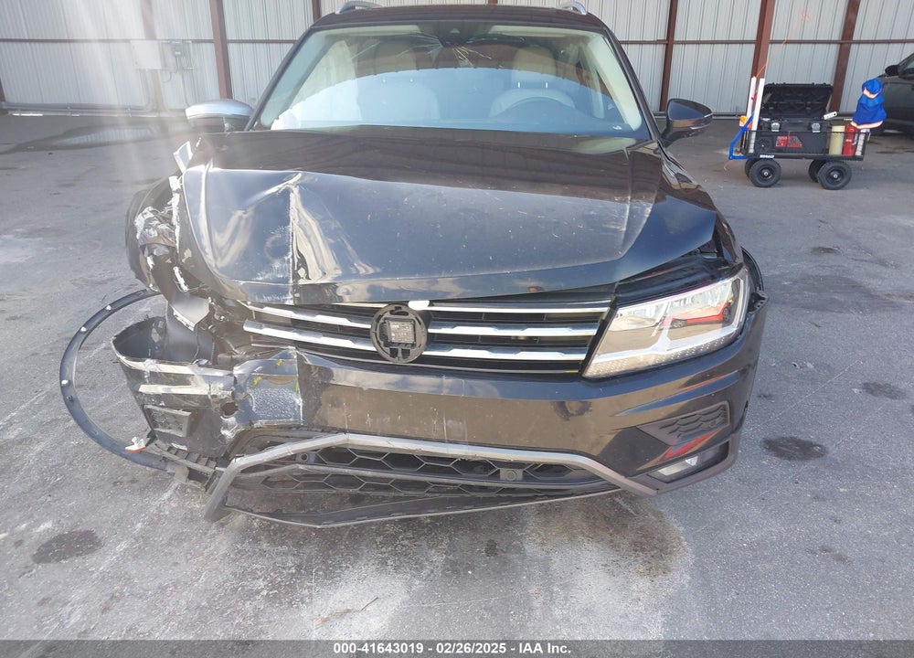 2020 VOLKSWAGEN TIGUAN VIN: 3VV3B7AX1LM139973