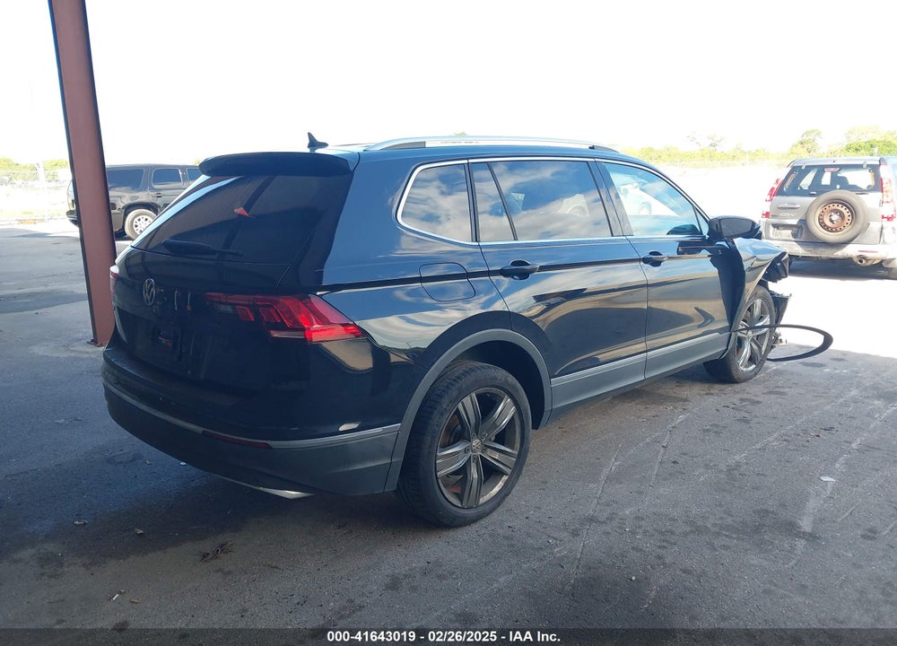 2020 VOLKSWAGEN TIGUAN VIN: 3VV3B7AX1LM139973