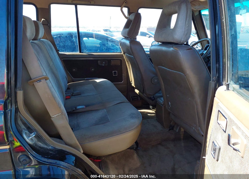 1990 MITSUBISHI MONTERO LS VIN: JA4GJ51S9LJ002086