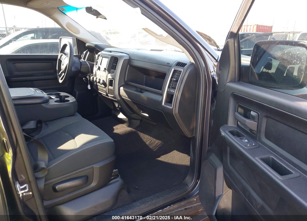 2022 RAM 1500 CLASSIC VIN: 1C6RR6FT0NS149450