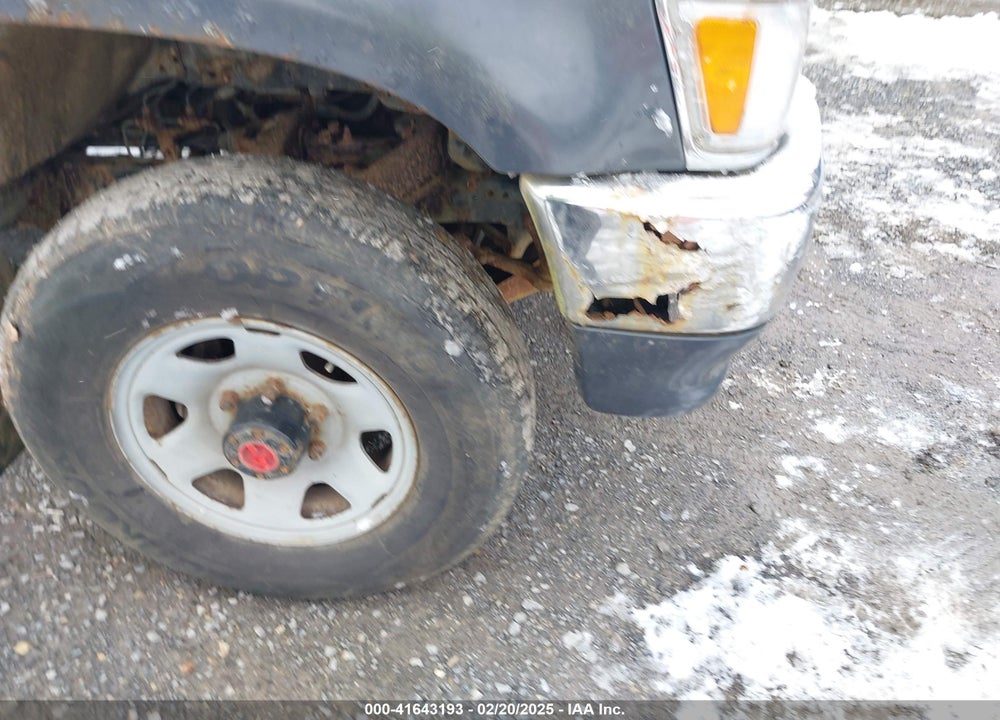 1993 TOYOTA PICKUP 1/2 TON SHORT WHLBSE DX VIN: 4TARN01PXPZ133421
