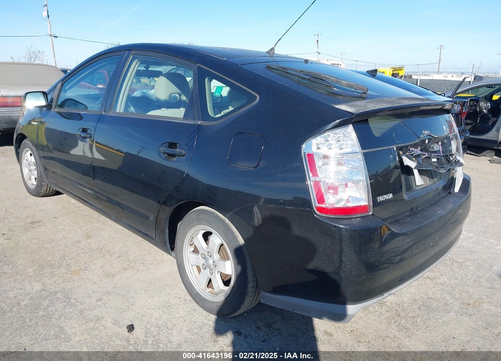 2006 TOYOTA PRIUS VIN: JTDKB20UX67523477