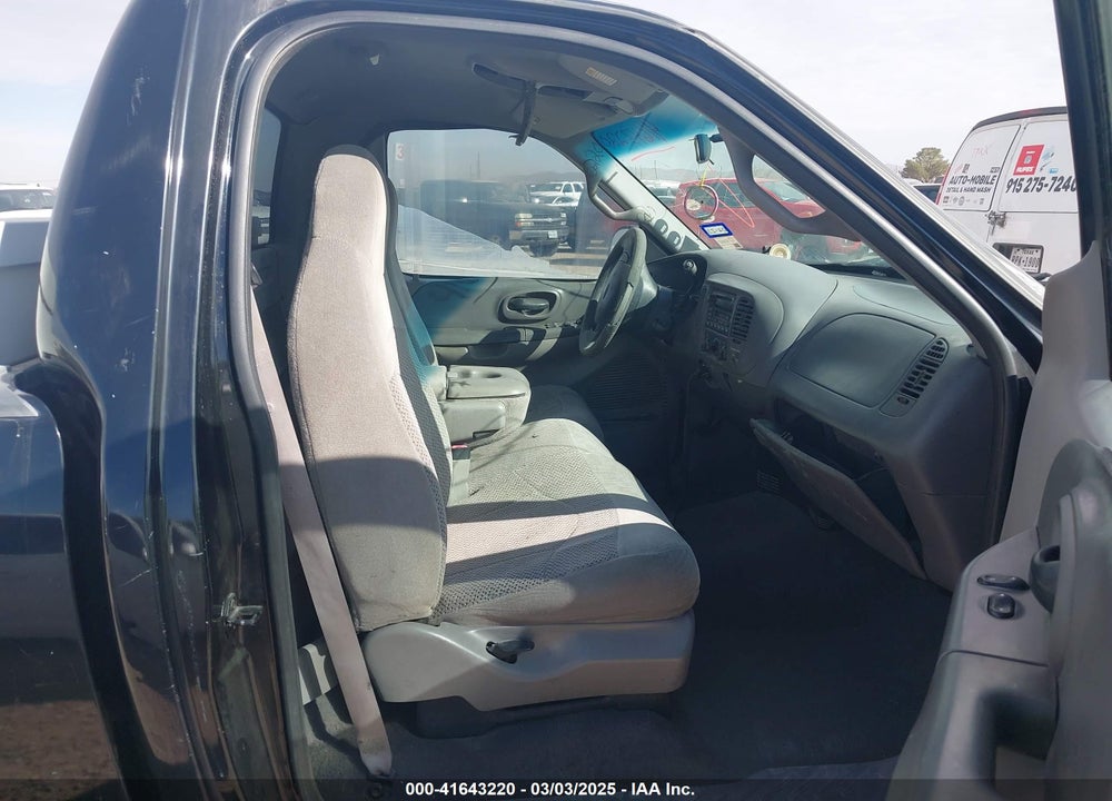 2000 FORD F-150 WORK SERIES/XL/XLT VIN: 1FTRF17W3YKA20460