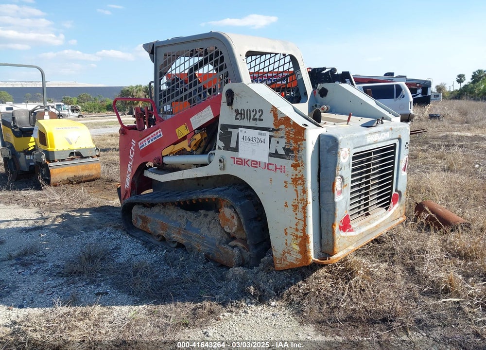 2019 TAKEUCHI TL6 TRACK LOADER VIN: 406001097