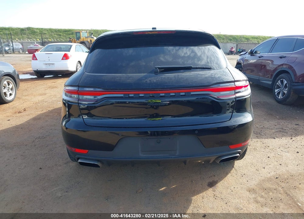 2021 PORSCHE MACAN VIN: WP1AA2A53MLB06131