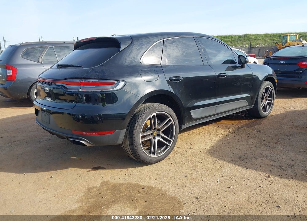 2021 PORSCHE MACAN VIN: WP1AA2A53MLB06131