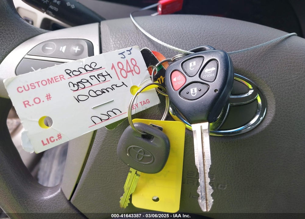 2010 TOYOTA CAMRY VIN: 4T1BF3EK0AU041561