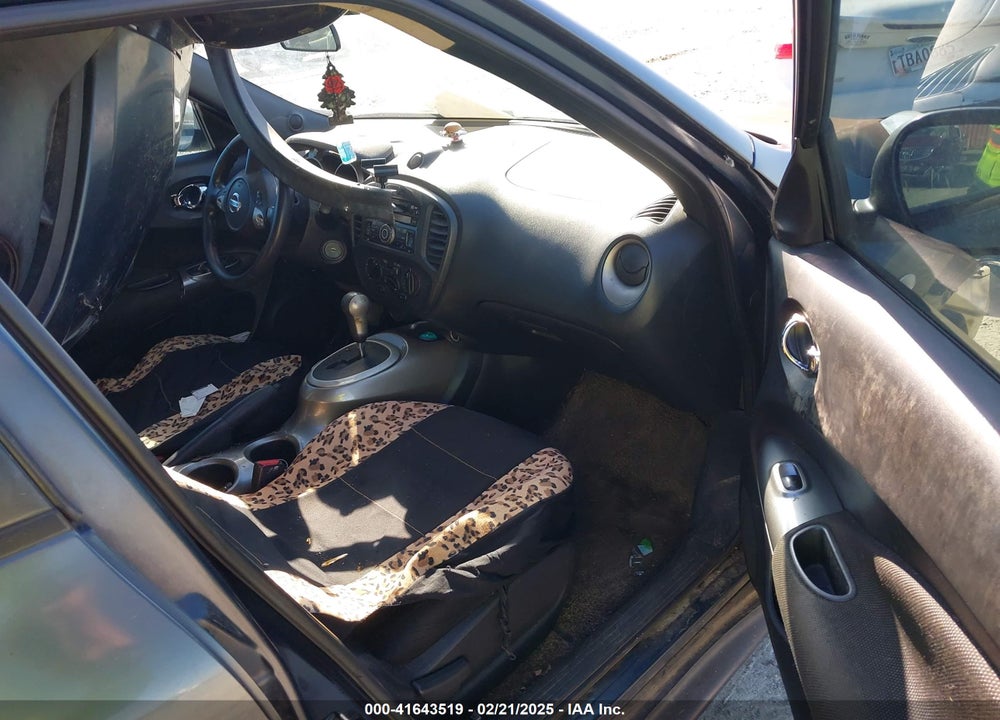 2011 NISSAN JUKE S VIN: JN8AF5MR4BT007273