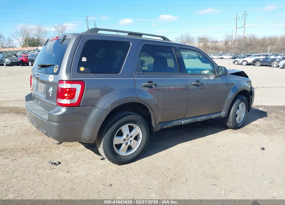 2011 FORD ESCAPE XLT VIN: 1FMCU0D77BKC21414