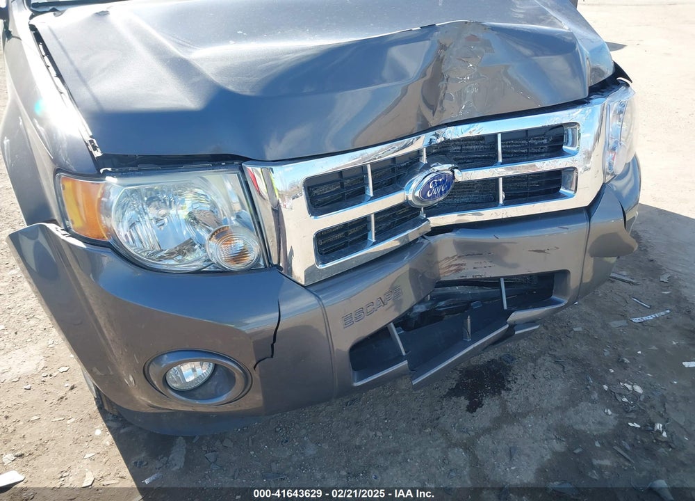 2011 FORD ESCAPE XLT VIN: 1FMCU0D77BKC21414