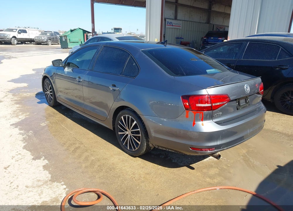 2015 VOLKSWAGEN JETTA VIN: 3VWD17AJ7FM414183