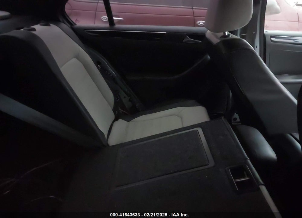 2015 VOLKSWAGEN JETTA VIN: 3VWD17AJ7FM414183