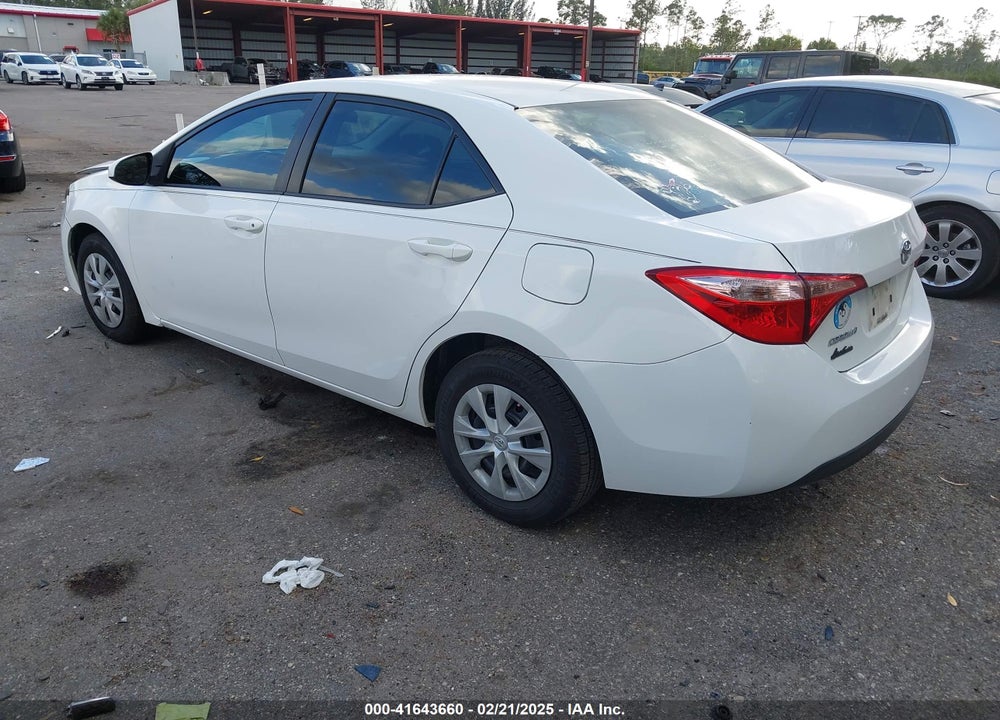 2018 TOYOTA COROLLA VIN: 5YFBURHE0JP819339