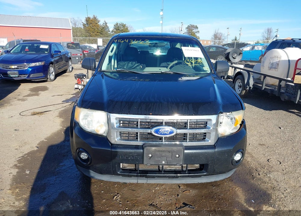 2011 FORD ESCAPE XLS VIN: 1FMCU0C74BKC18584