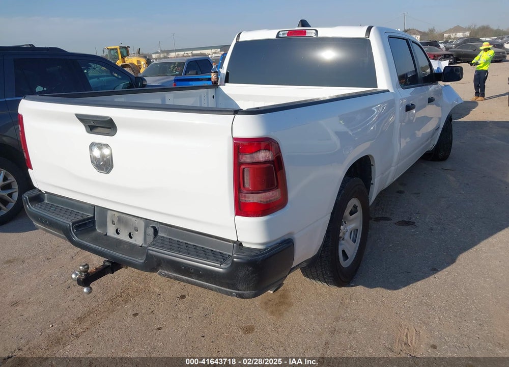 2022 RAM 1500 VIN: 1C6RRENT4NN451320