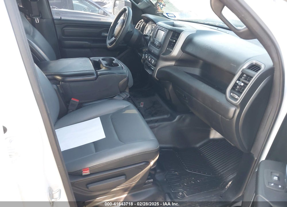 2022 RAM 1500 VIN: 1C6RRENT4NN451320