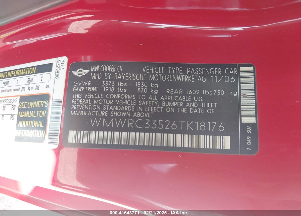 2006 MINI COOPER VIN: WMWRC33526TK18176