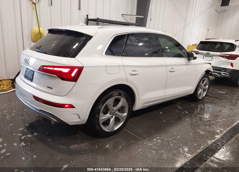 2021 AUDI Q5 VIN: WA1BAAFYXM2001878