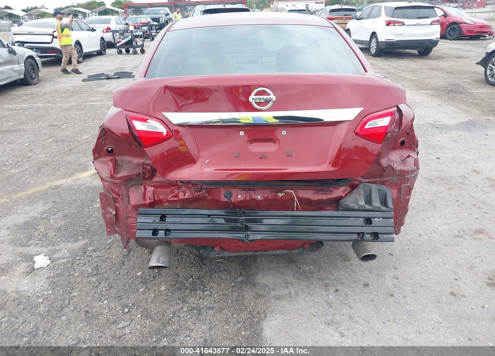 2017 NISSAN ALTIMA VIN: 1N4AL3AP5HN335462