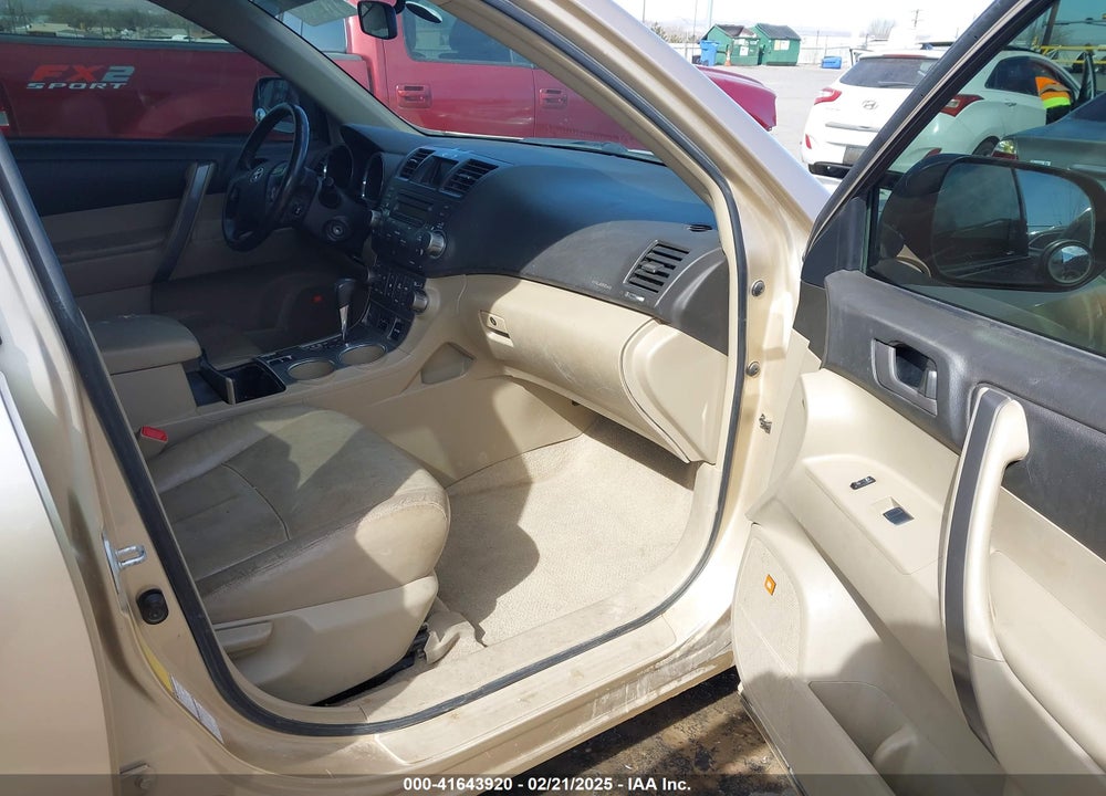 2008 TOYOTA HIGHLANDER SPORT VIN: JTEES43A582008344