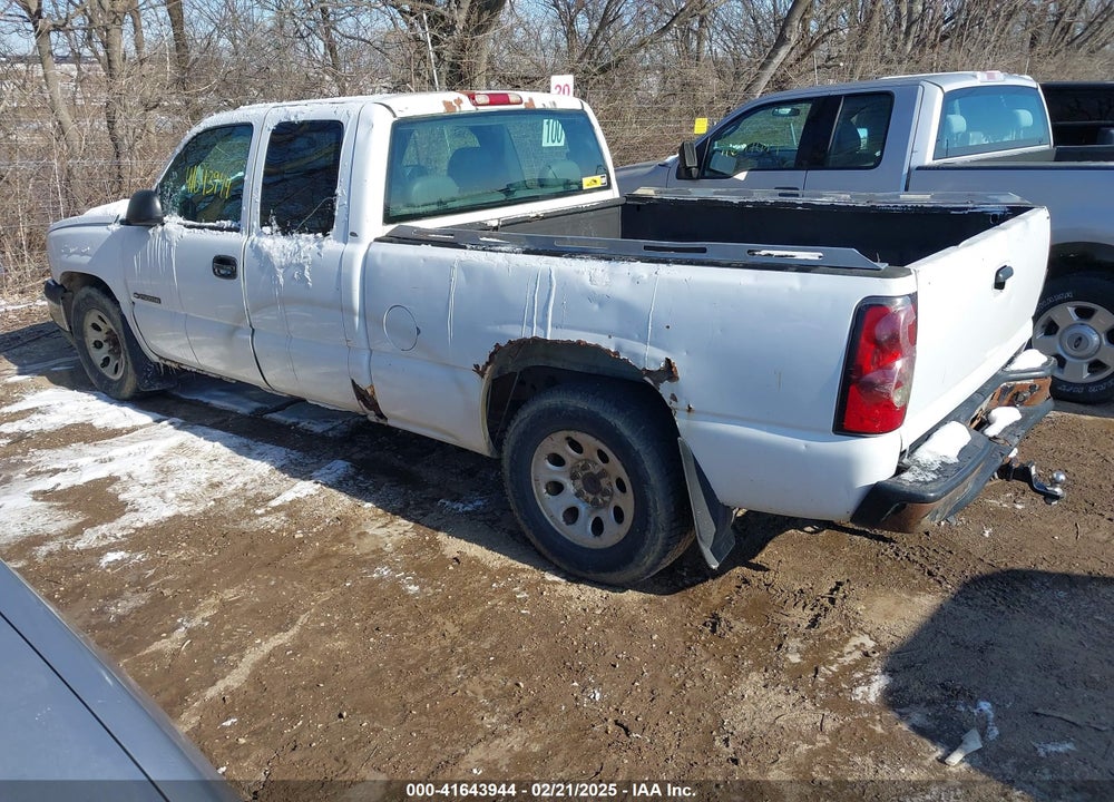 2005 CHEVROLET SILVERADO 1500 WORK TRUCK VIN: 1GCEC19X95Z262539