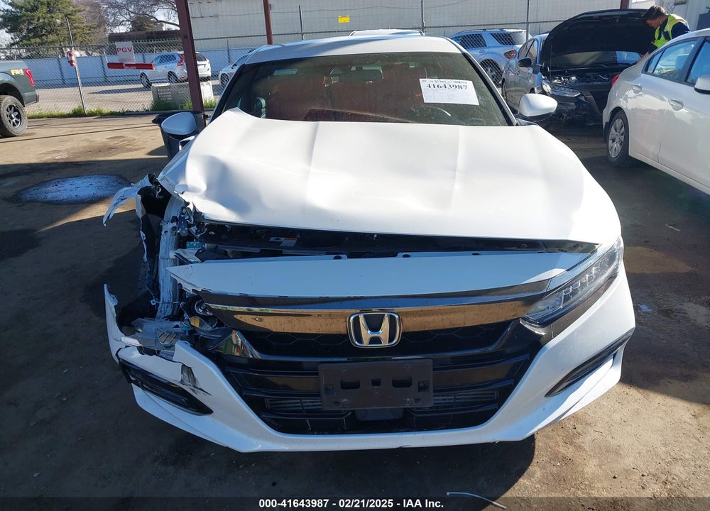 2018 HONDA ACCORD VIN: 1HGCV1F34JA248495