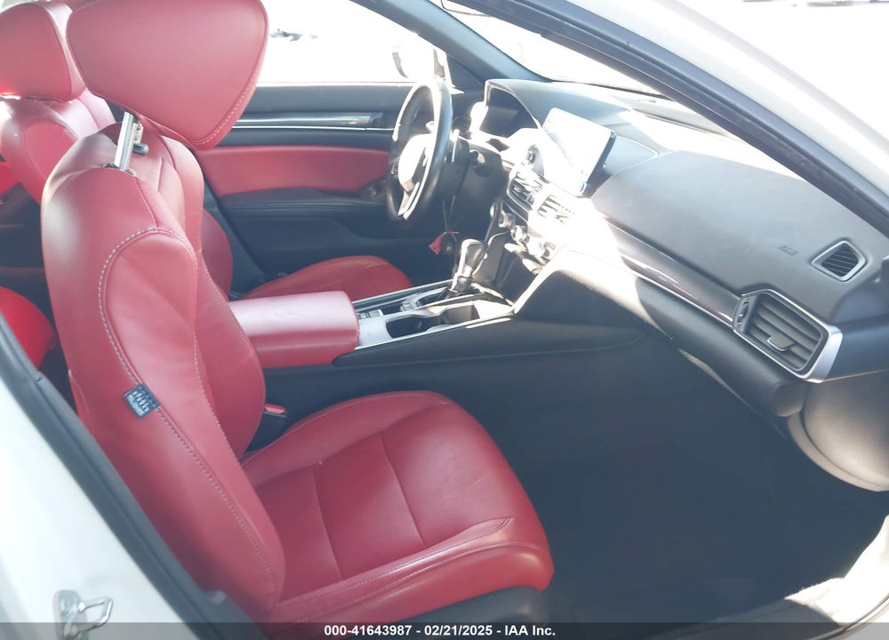 2018 HONDA ACCORD VIN: 1HGCV1F34JA248495