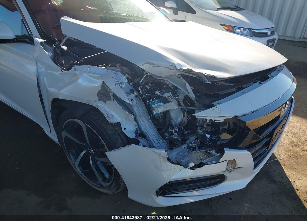 2018 HONDA ACCORD VIN: 1HGCV1F34JA248495