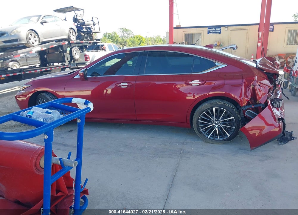 2022 LEXUS ES VIN: 58ADZ1B12NU123127