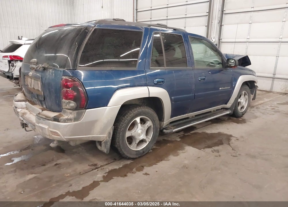 2005 CHEVROLET TRAILBLAZER LT VIN: 1GNDT13S052136871