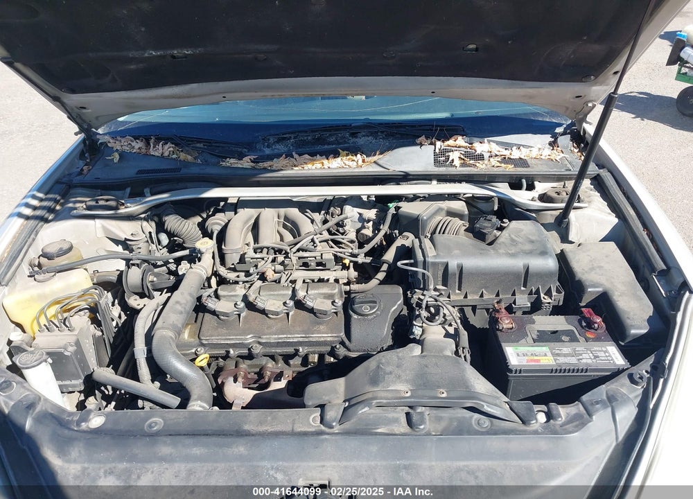 2002 LEXUS ES 300 VIN: JTHBF30G420047703