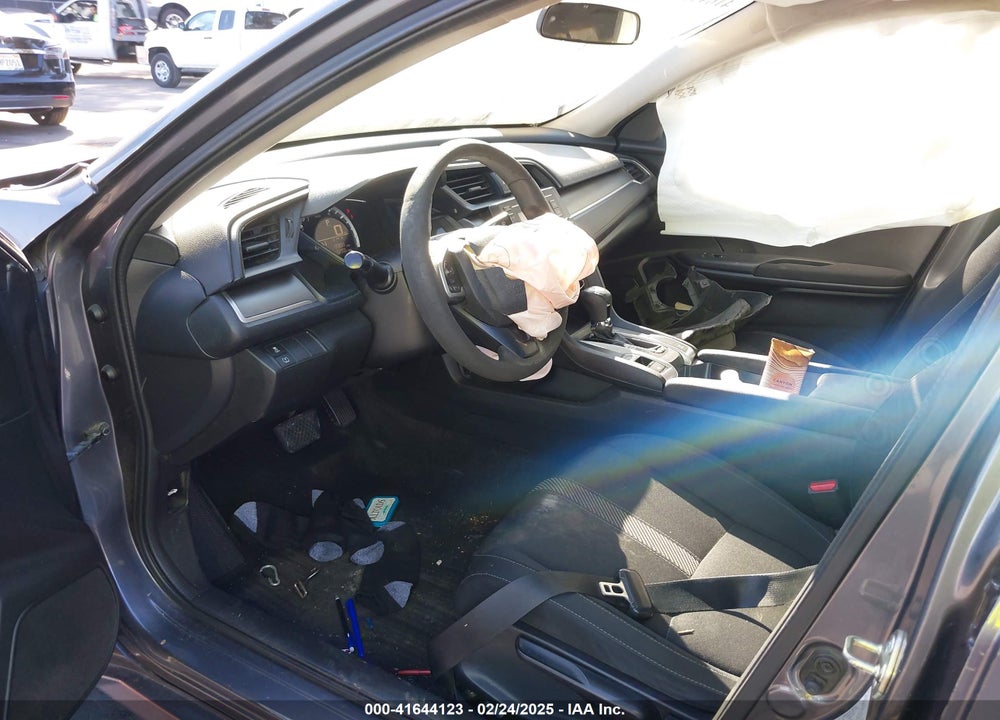 2016 HONDA CIVIC LX VIN: 2HGFC2F5XGH533061