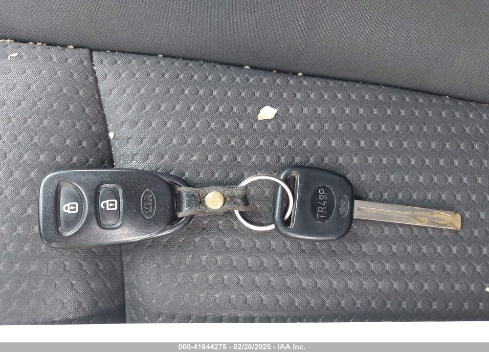 2012 KIA SORENTO LX V6 VIN: 5XYKTDA27CG286497